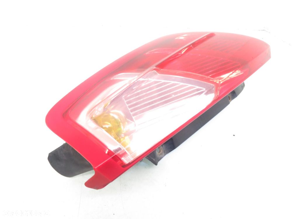 LAMPA PRAWA TYLNA FIAT GRANDE PUNTO 453691 - 7