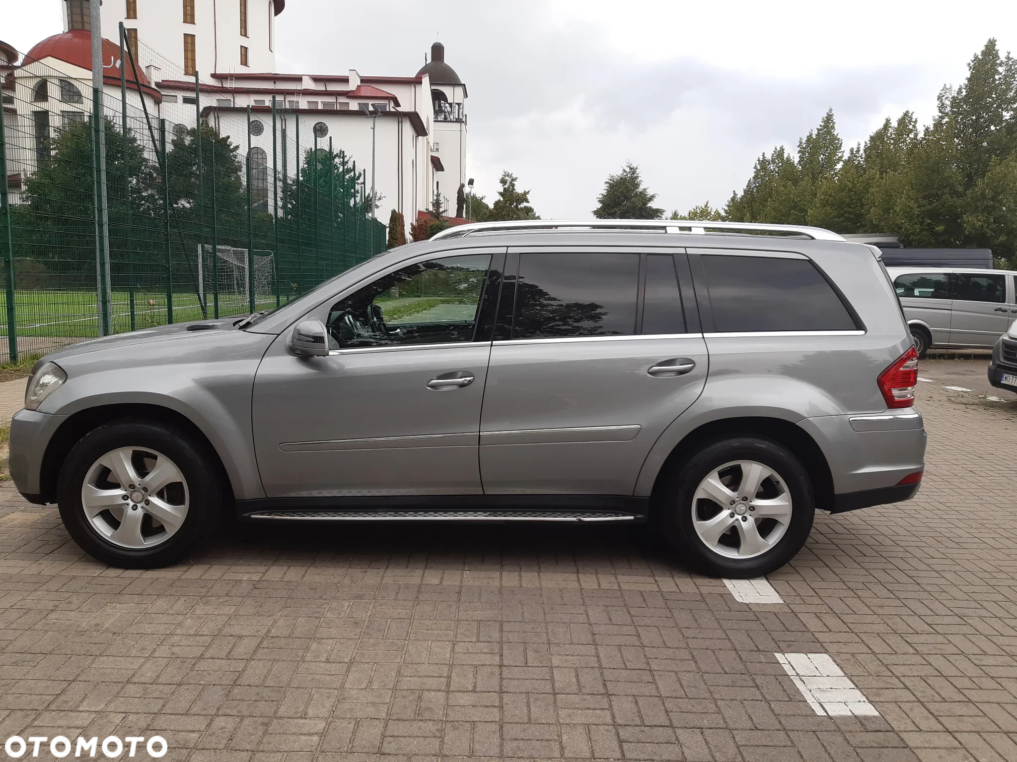 Mercedes-Benz GL 450 CDI - 2