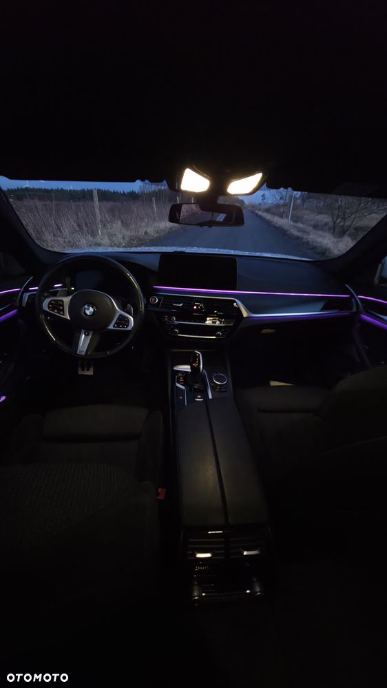 BMW Seria 5 520d xDrive mHEV M Sport sport - 34