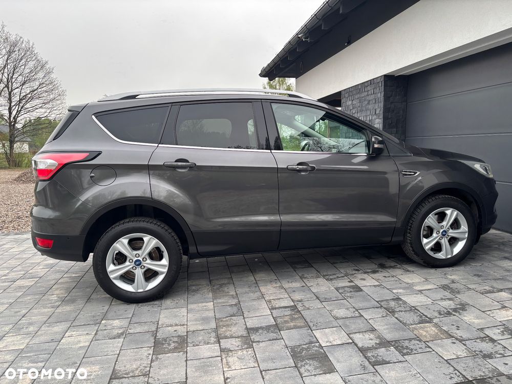 Ford Kuga 2.0 TDCi 4x2 Titanium - 5