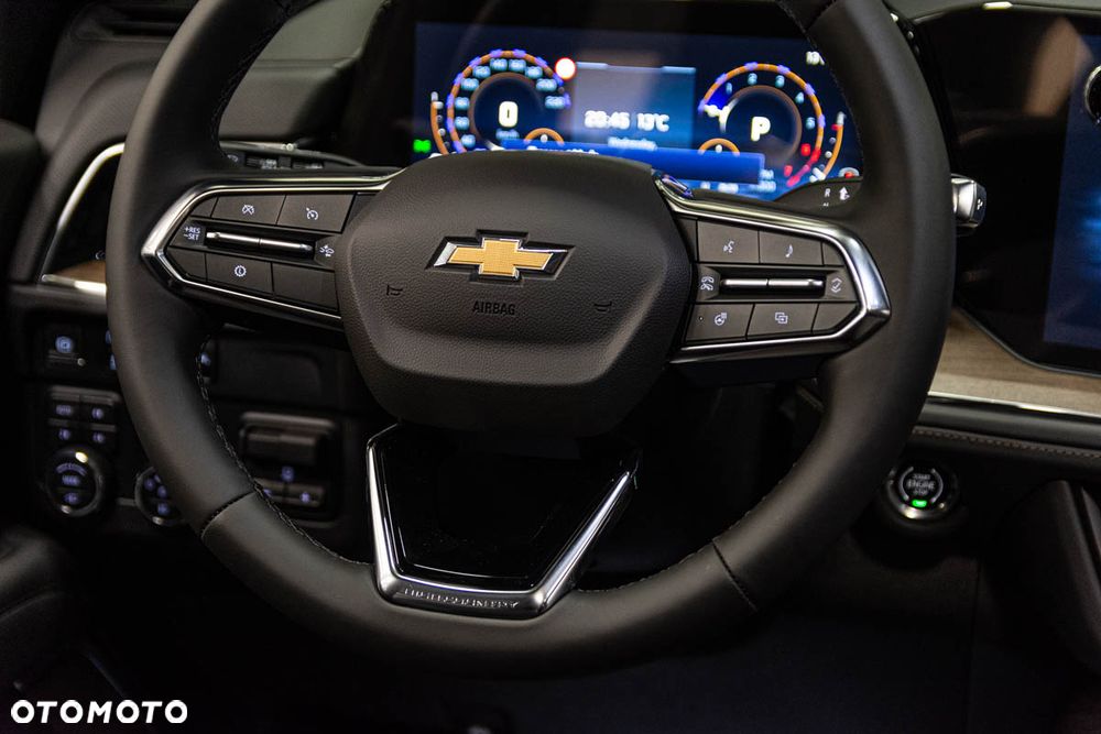 Chevrolet Suburban - 17