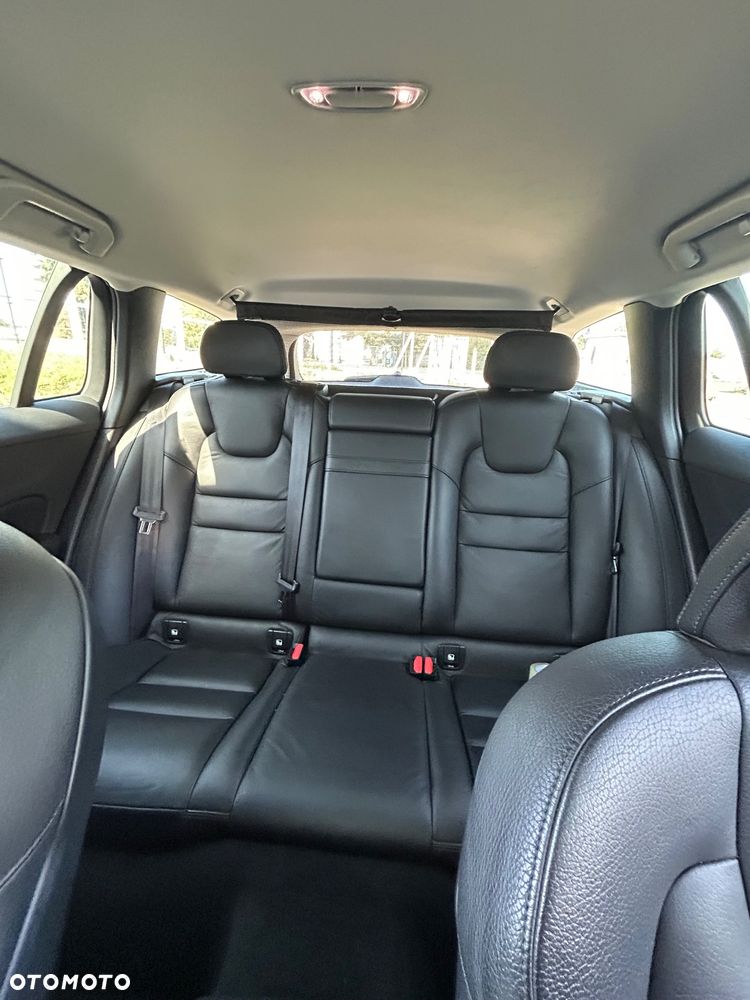 Volvo V60 D4 Momentum - 15