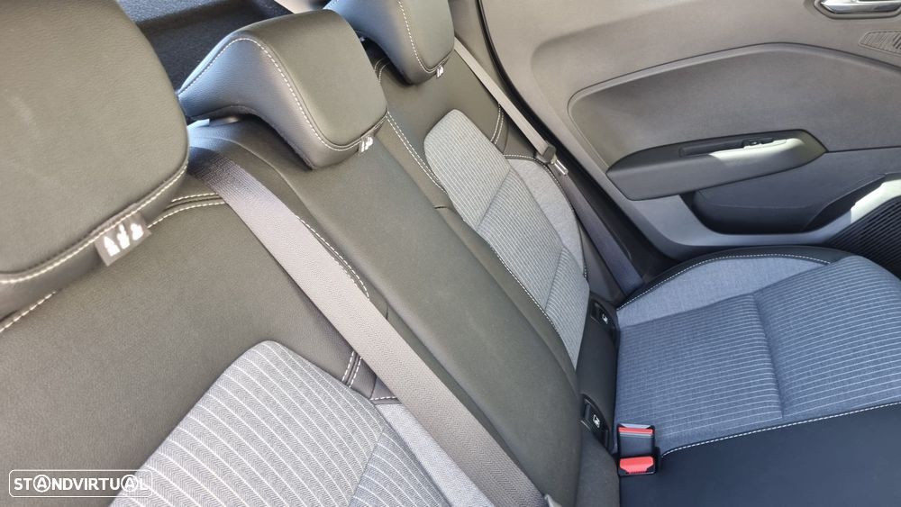 Renault Clio 1.0 TCe Techno Bi-Fuel - 17