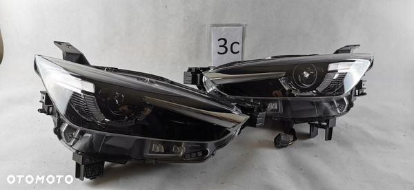 MAZDA CX3 CX-3 LIFT FULL LED LEWY PRAWY REFLEKTOR