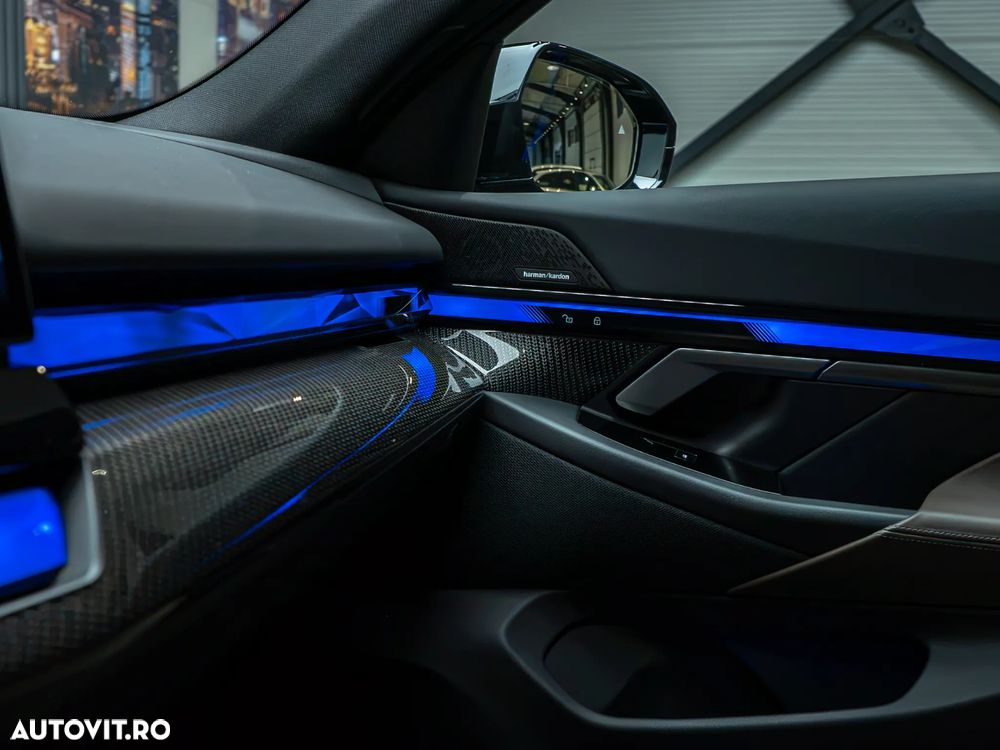 BMW Seria 5 520i Aut. - 37