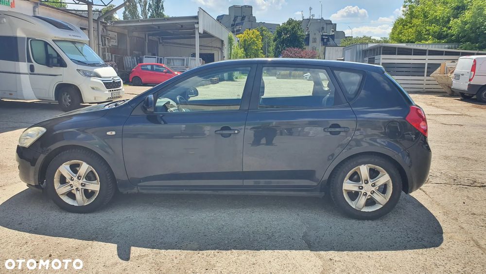 Kia Ceed 1.6 Crdi Comfort - 11