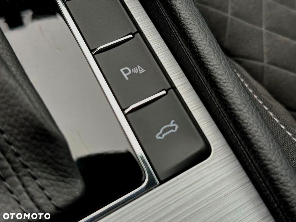 Skoda Superb 2.0 TSI Ambition DSG - 21