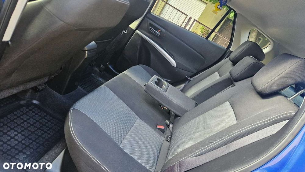 Suzuki SX4 S-Cross 1.6 DDiS Premium - 17