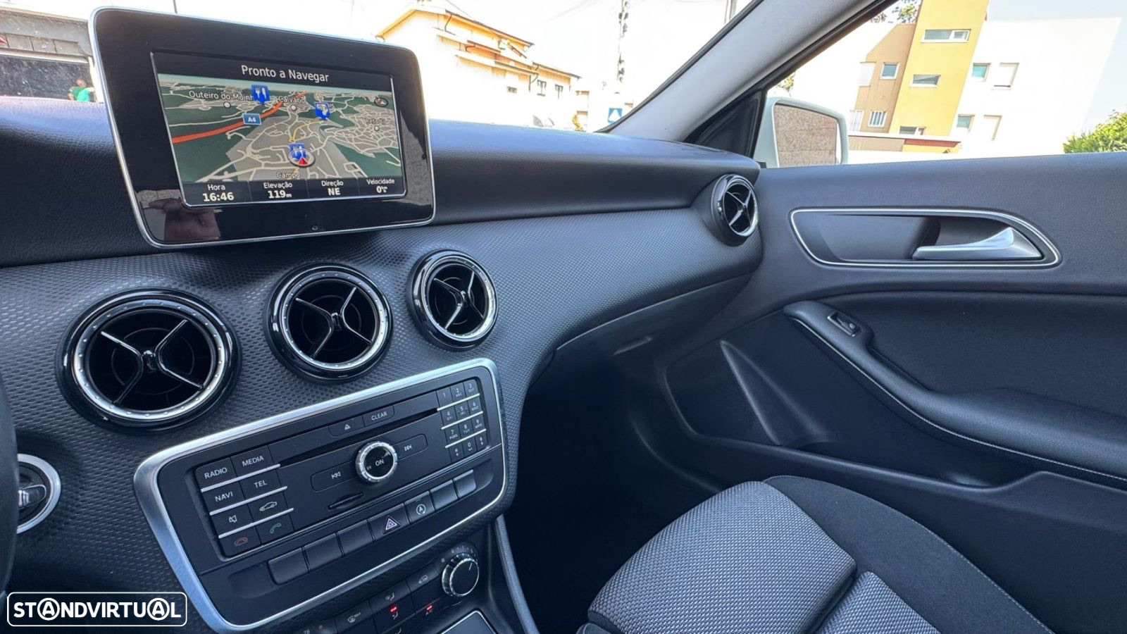 Mercedes-Benz A 180 CDI (BlueEFFICIENCY) Urban - 14