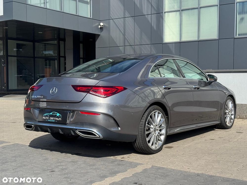 Mercedes-Benz CLA 200 d AMG Line 8G-DCT - 12