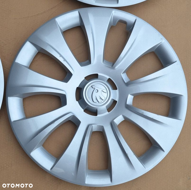 ORYGINALNE KOŁPAKI SKODA 16 CALI x4szt. K-628 - 3