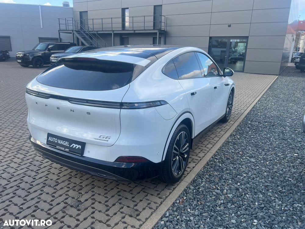 Xpeng G9 - 6