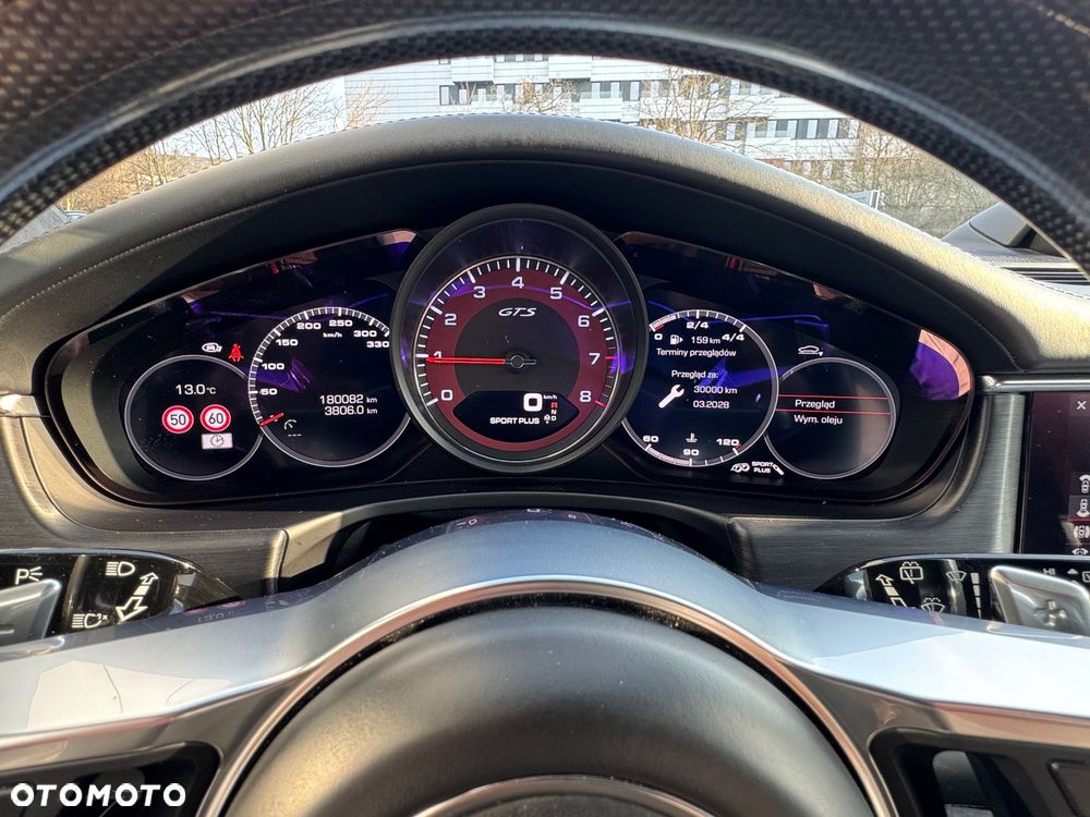 Porsche Panamera - 26