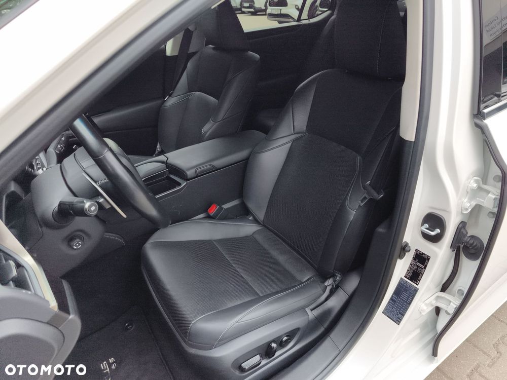 Lexus ES - 18
