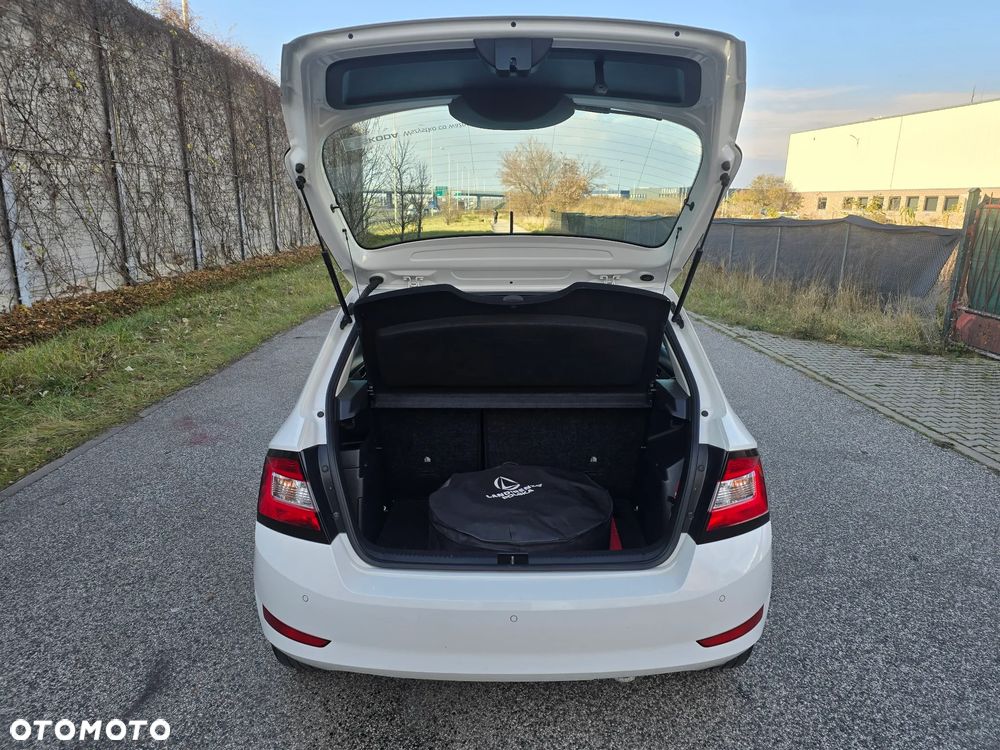 Skoda Fabia 1.0 Ambition - 10