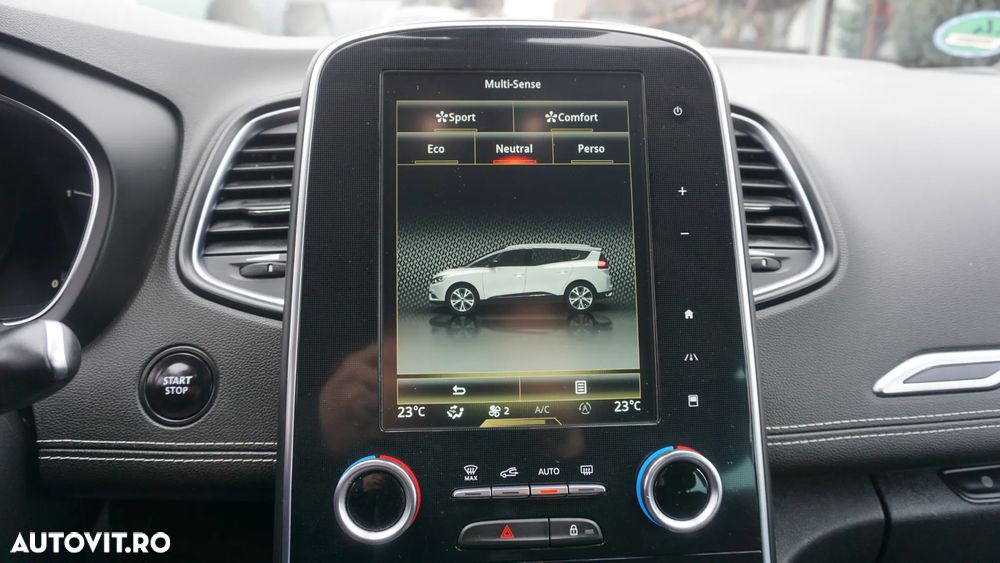 Renault Grand Scenic ENERGY TCe 130 BOSE EDITION - 33