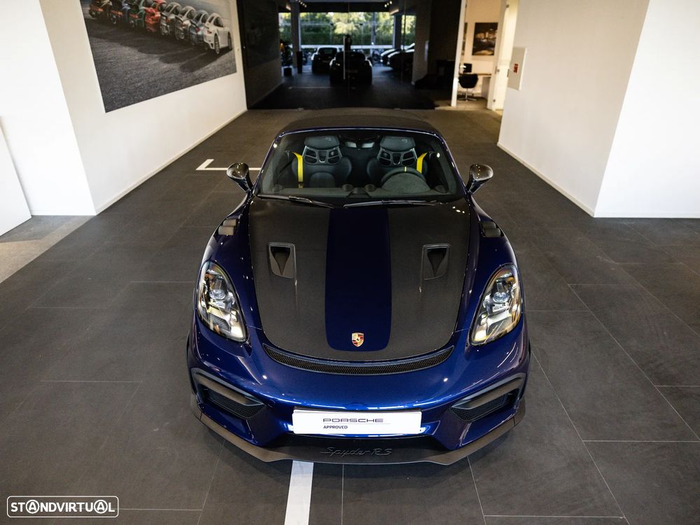 Porsche 718 Spyder - 19