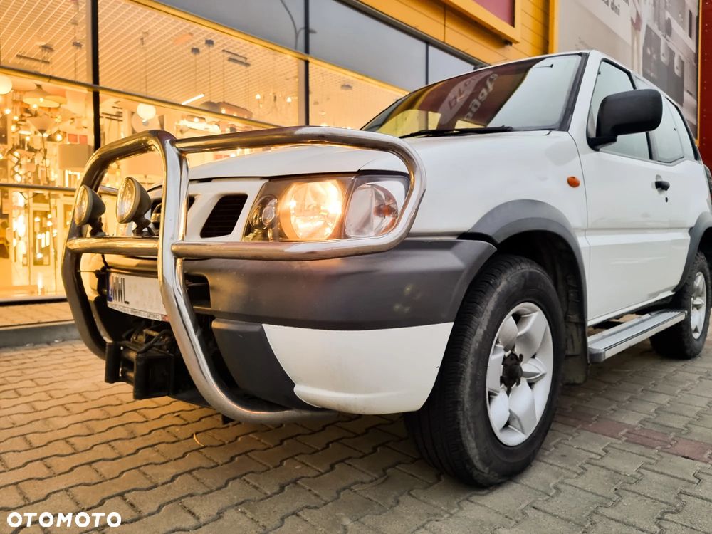 Nissan Terrano 2.7 TDi Comfort - 1