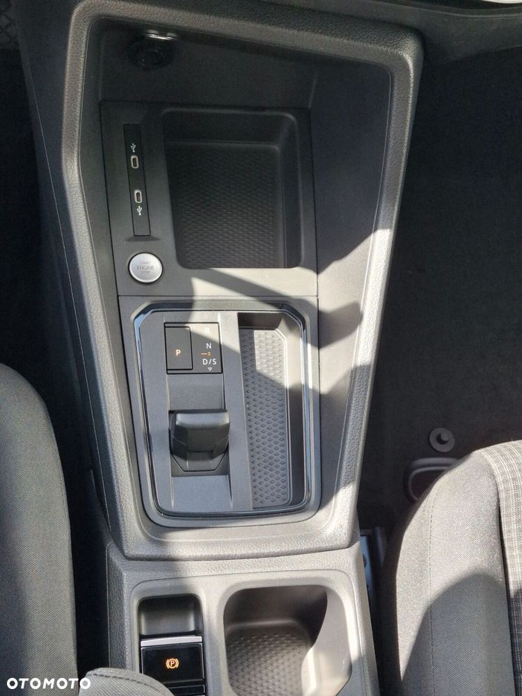 Volkswagen Caddy - 26