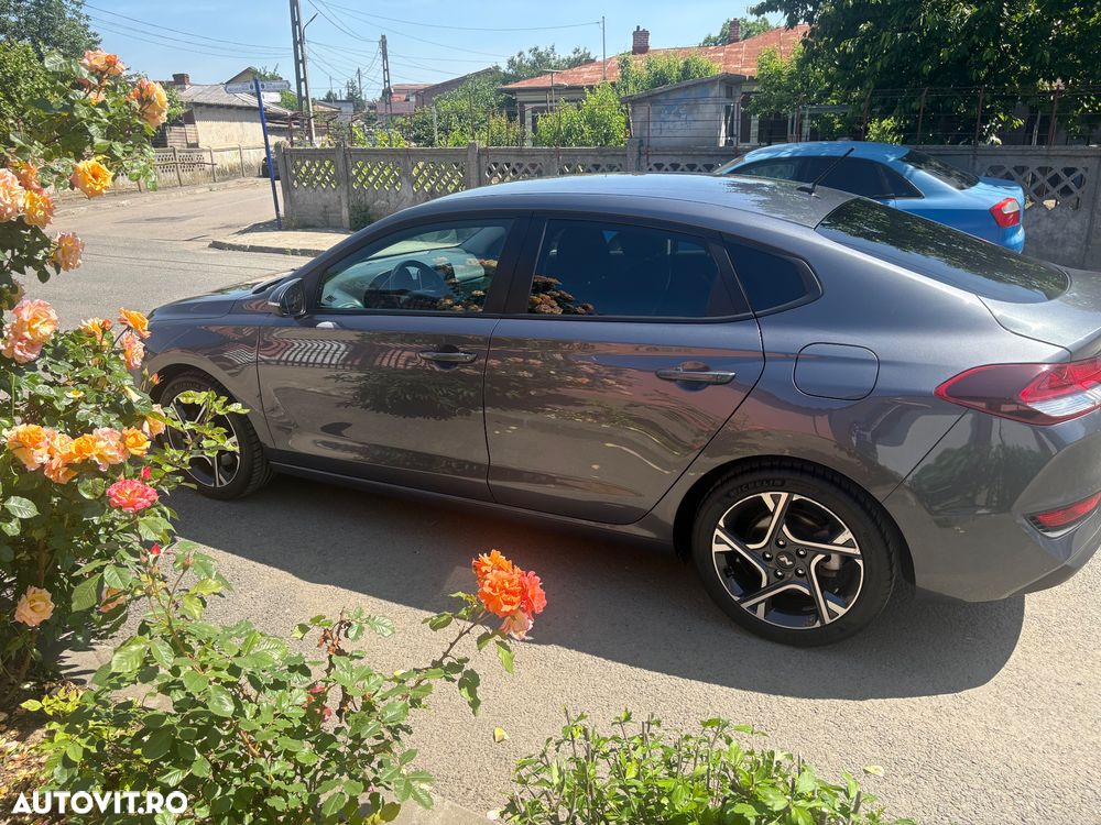 Hyundai i30 1.0 T-GDI 120CP 5DR M/T Highway - 2