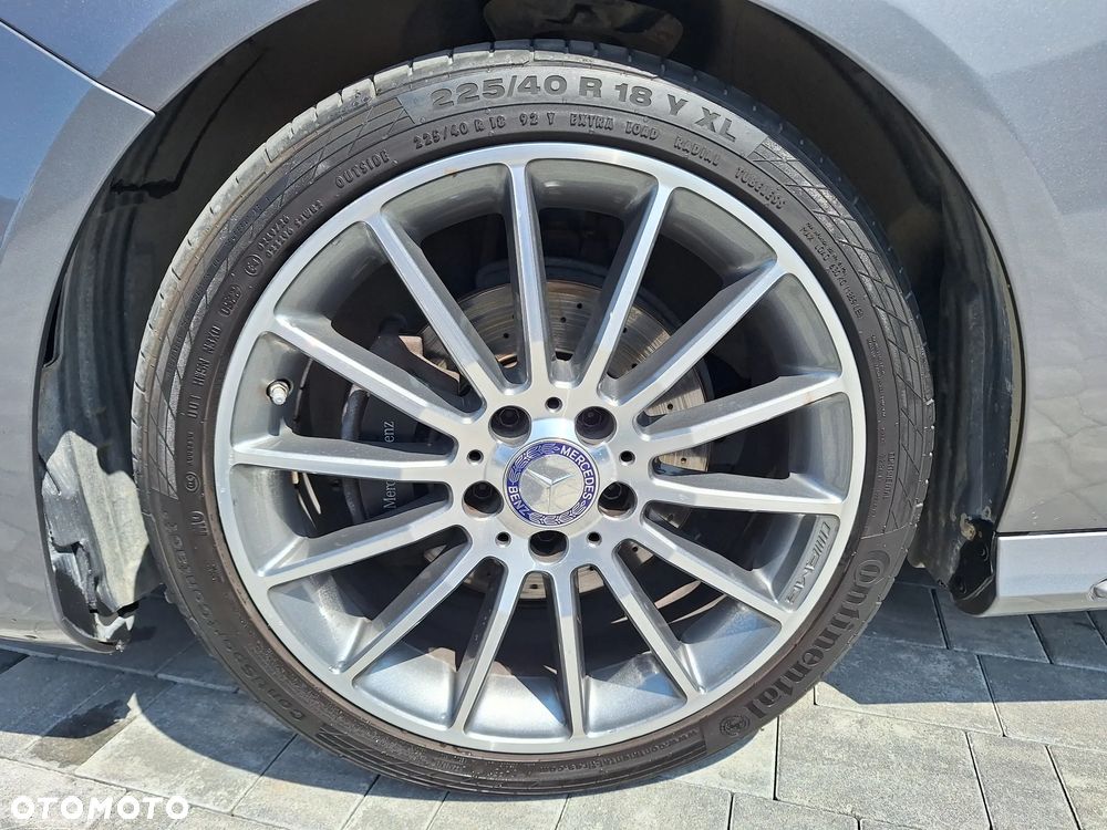 Mercedes-Benz Klasa A 180 (BlueEFFICIENCY) AMG Sport - 12