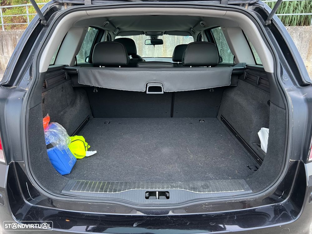 Opel Astra 1.4 Cosmo - 4