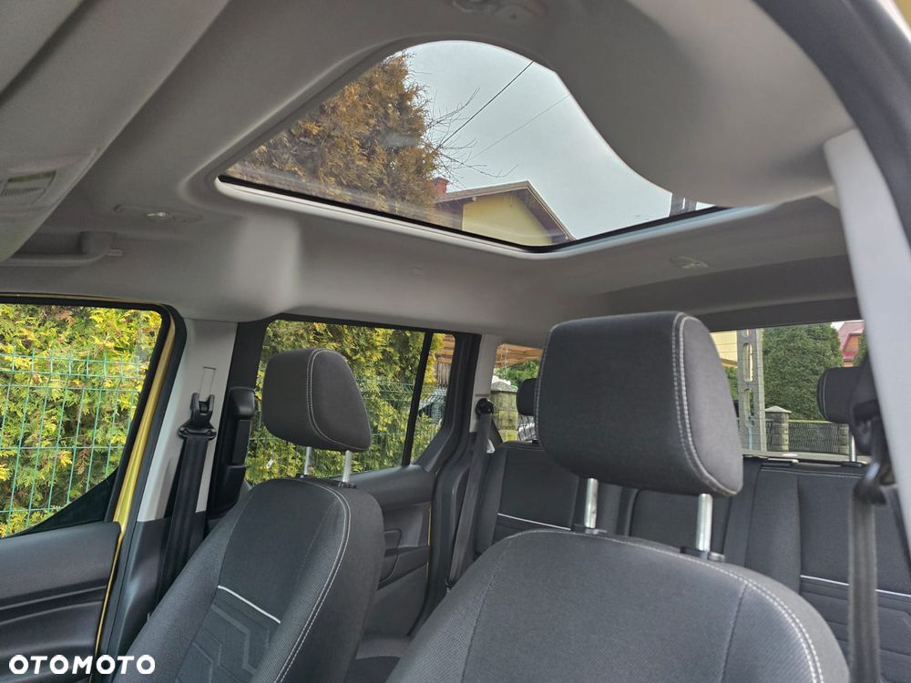 Ford Tourneo Connect - 23