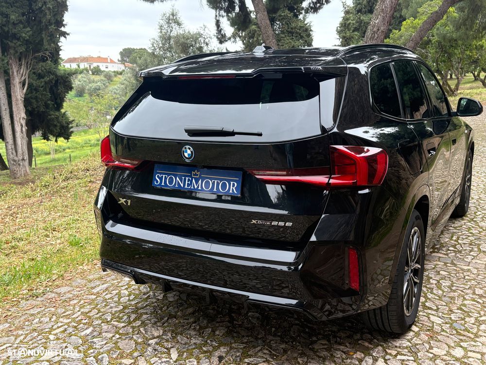 BMW X1 xDrive25e Pack Desportivo M - 7