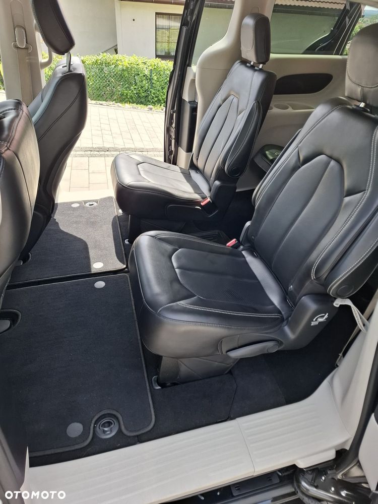 Chrysler Voyager - 17