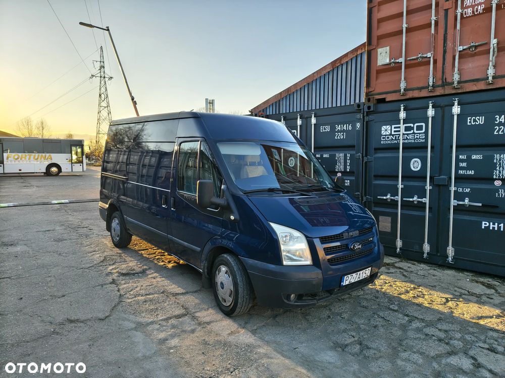 Ford Fransit - 4