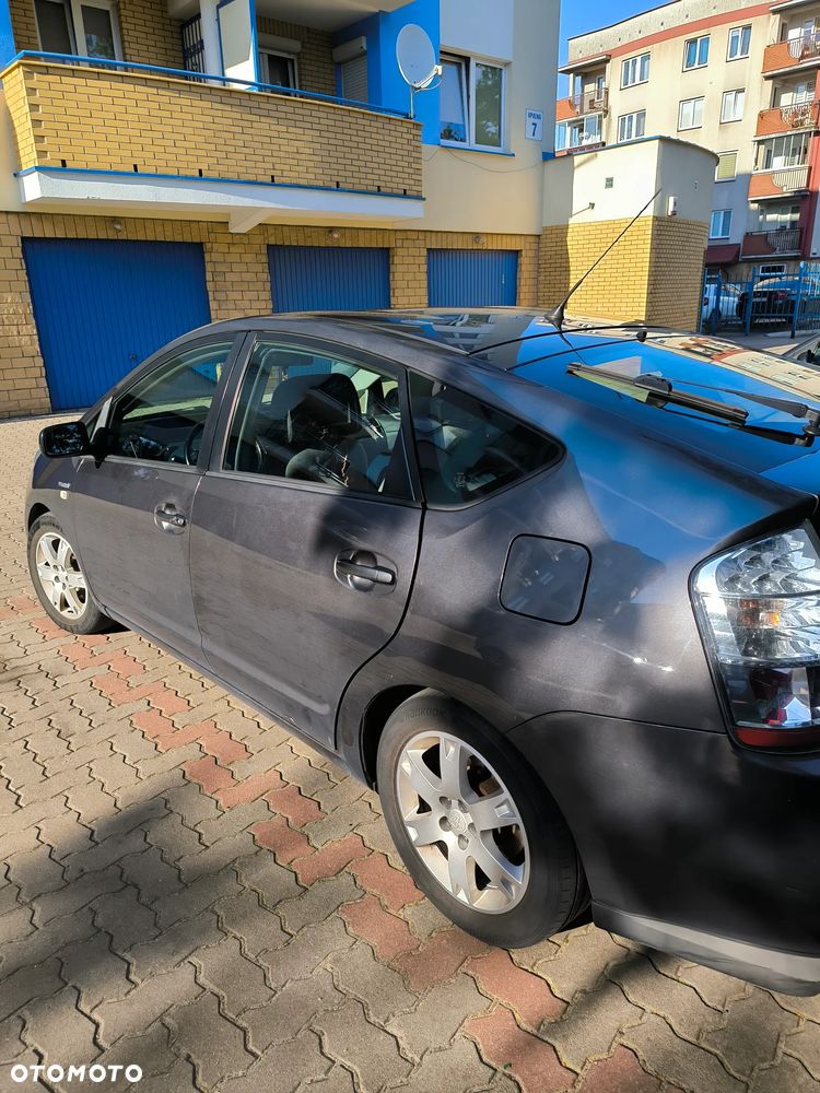 Toyota Prius 1.5 VVT-i Sol (nav) - 6