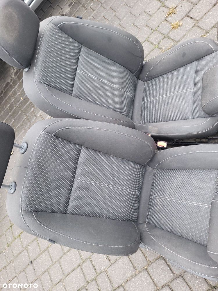 Fotele kanapa komplet opel astra j z 12r nie podarte kombi - 3