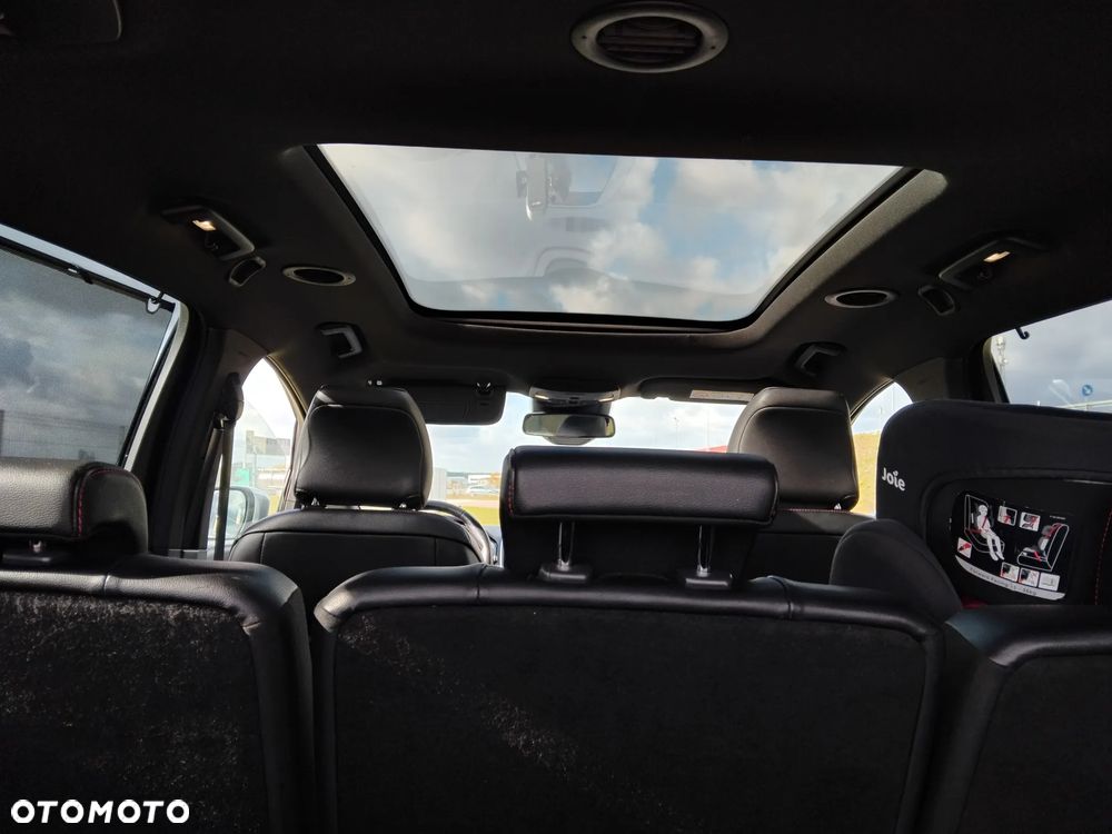 Ford S-Max - 23