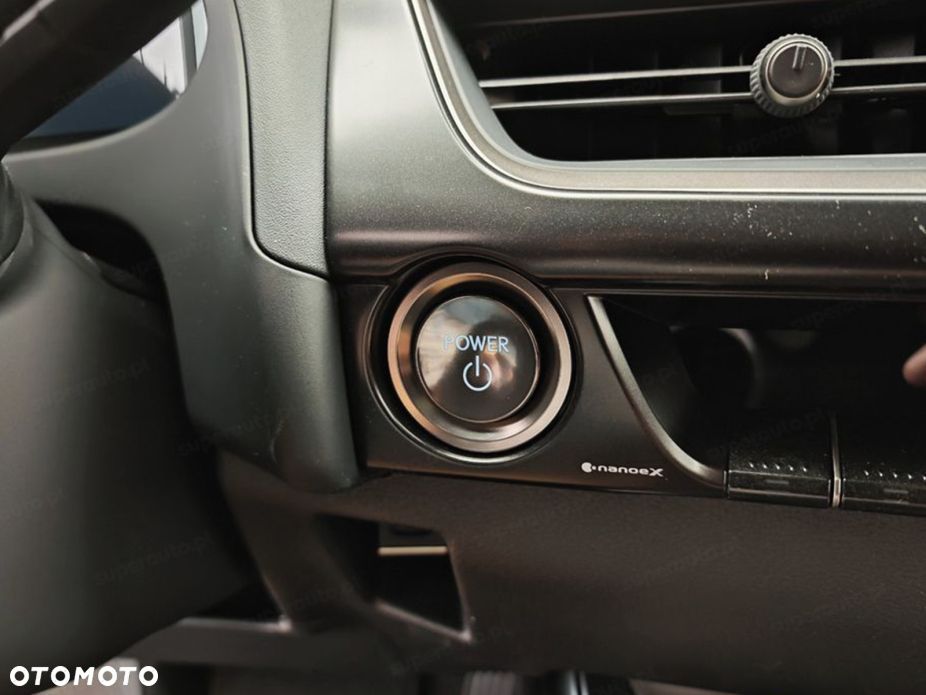 Lexus UX 300h F Sport - 9