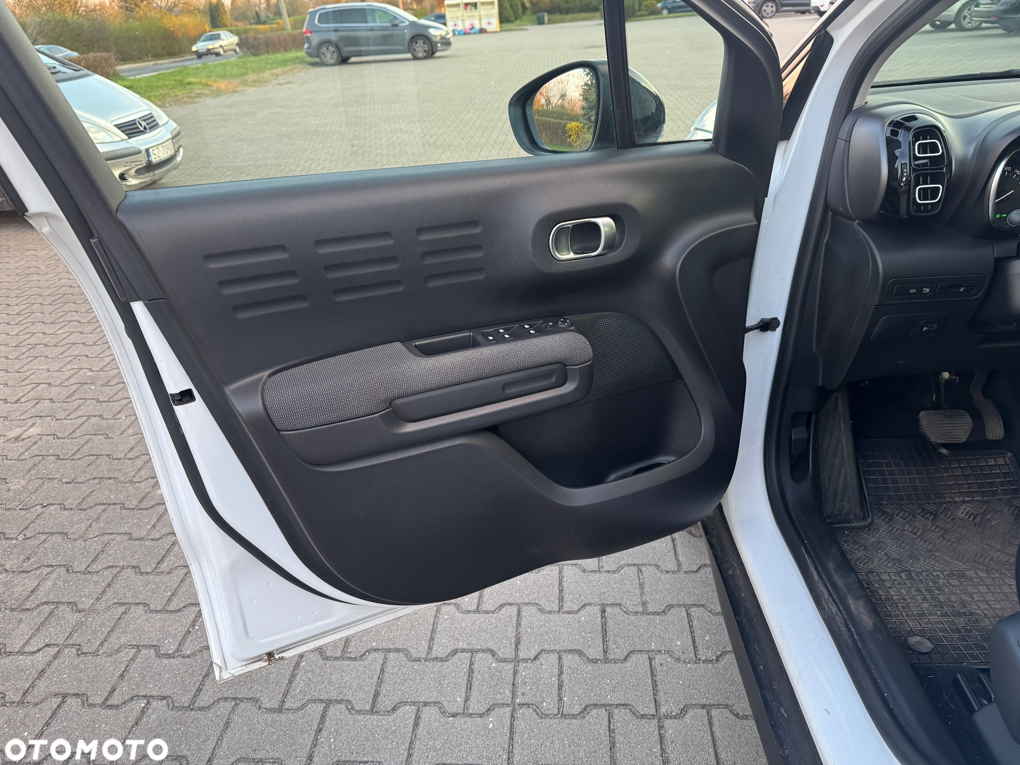 Citroën C3 Aircross 1.2 PureTech Feel S&S EAT6 - 30