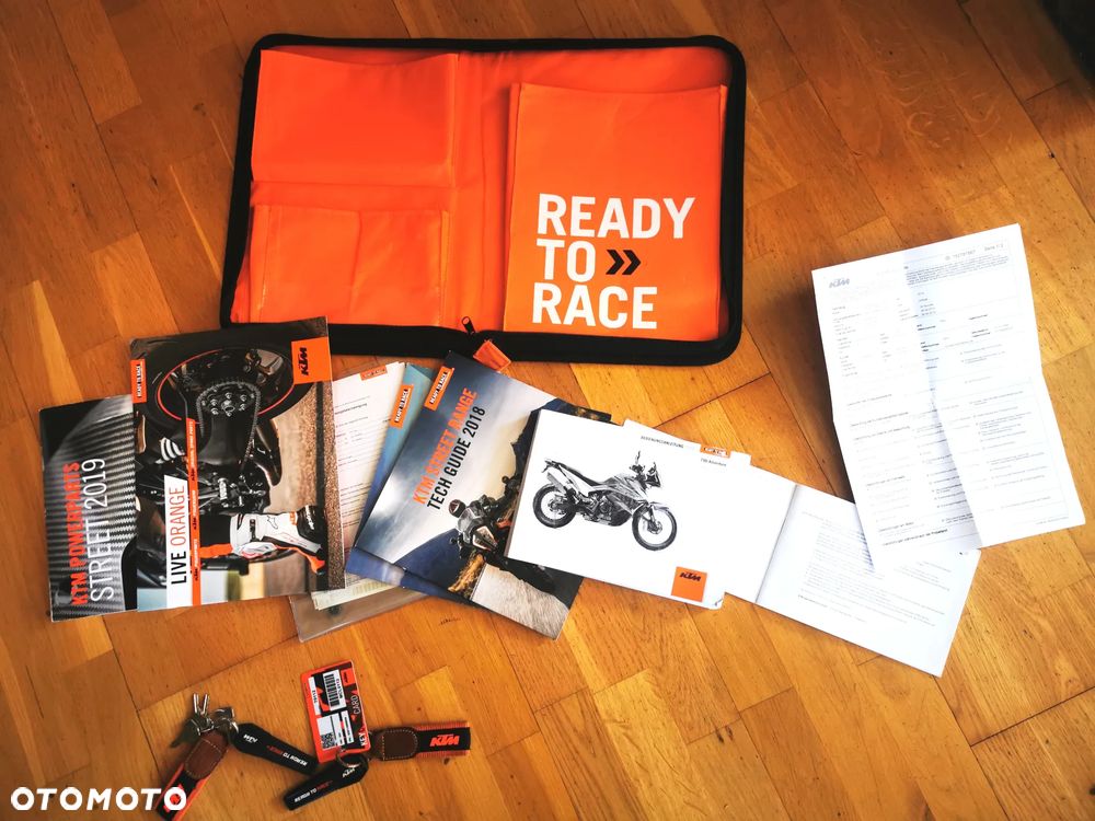 KTM Adventure - 13