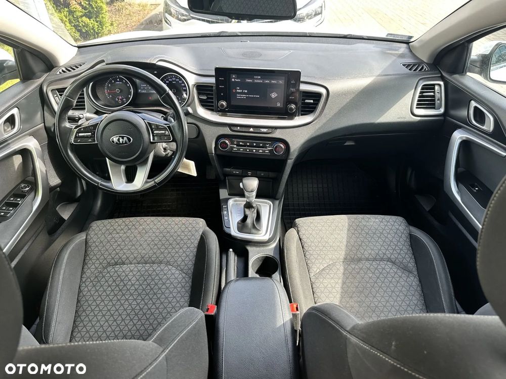 Kia Ceed - 14
