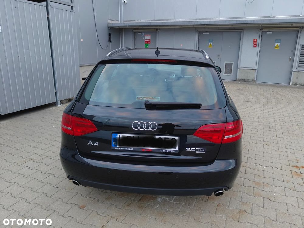 Audi A4 Avant 3.0 TDI DPF quattro S line Sportpaket (plus) - 30