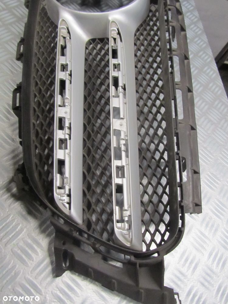 atrapa 2138800123 - 3
