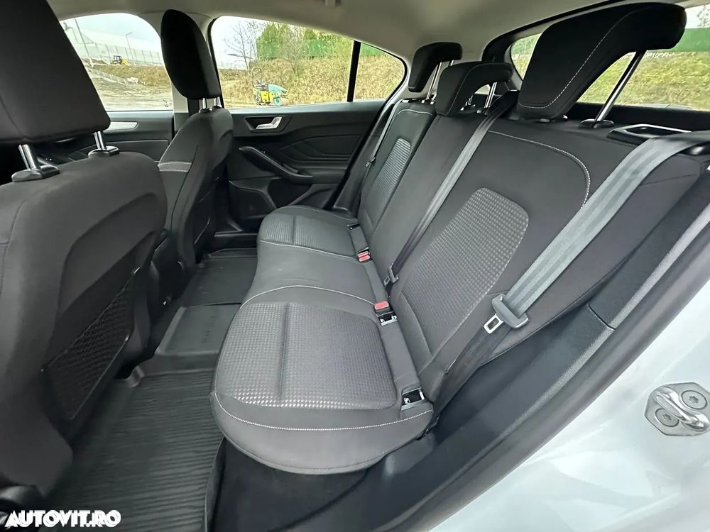 Ford Focus 1.5 EcoBlue Titanium - 8