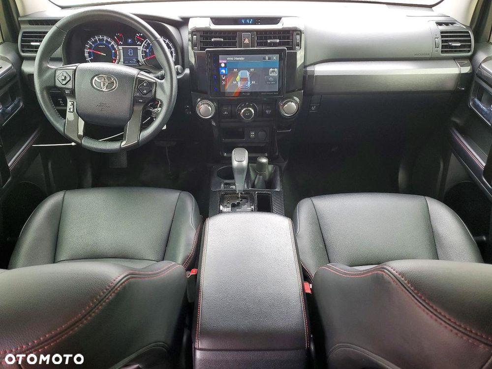 Toyota 4-Runner - 8