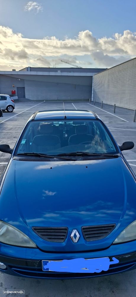 Renault Mégane 1.4 16V RXE AC - 4