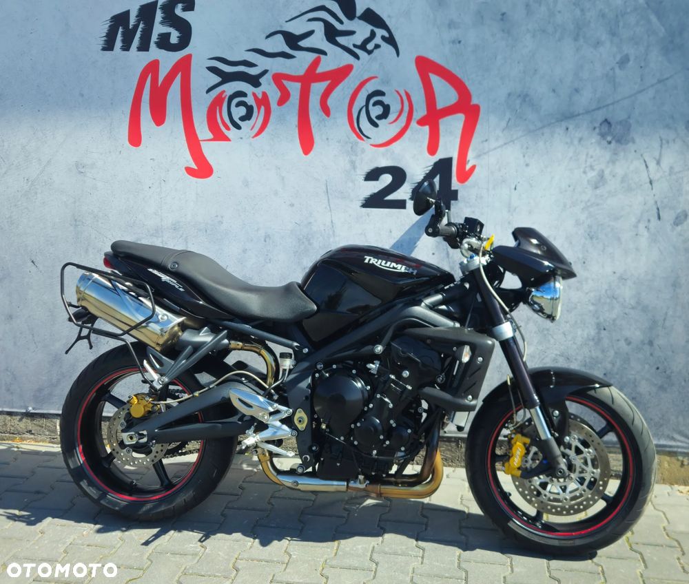 Triumph Street Triple - 1