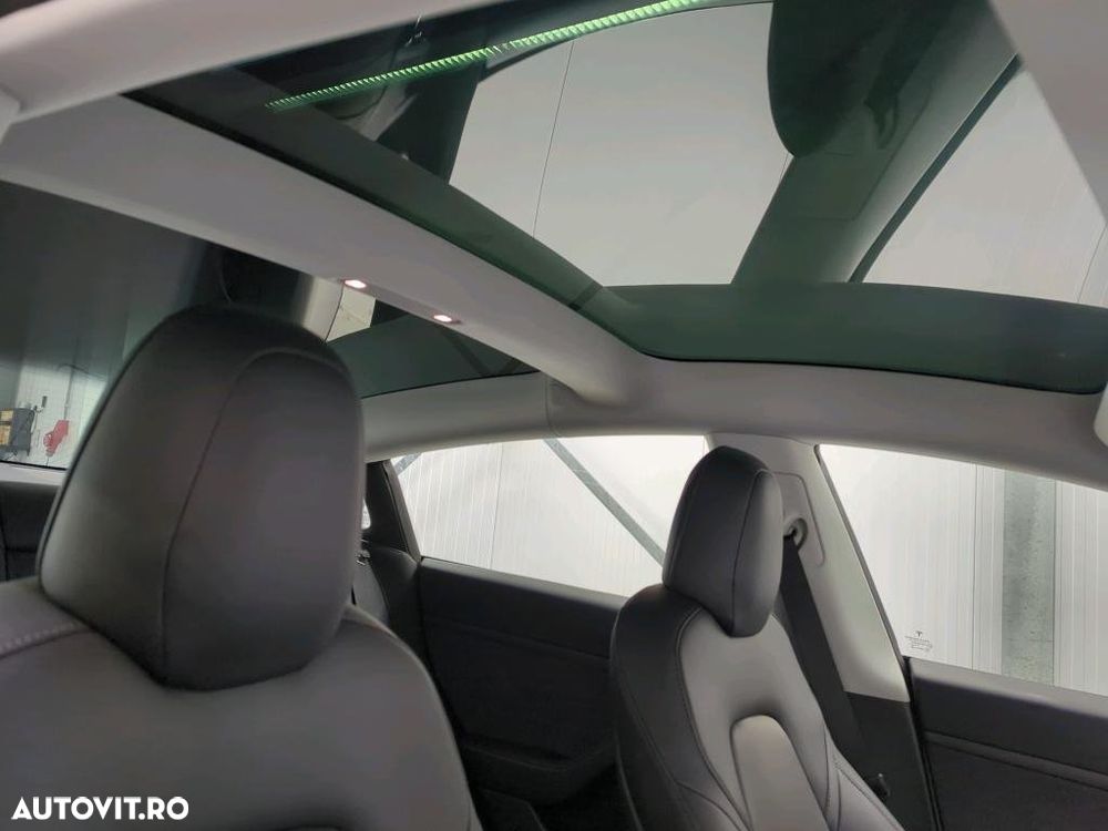 Tesla Model 3 Standard Reichweite Plus Hinterradantrieb - 10