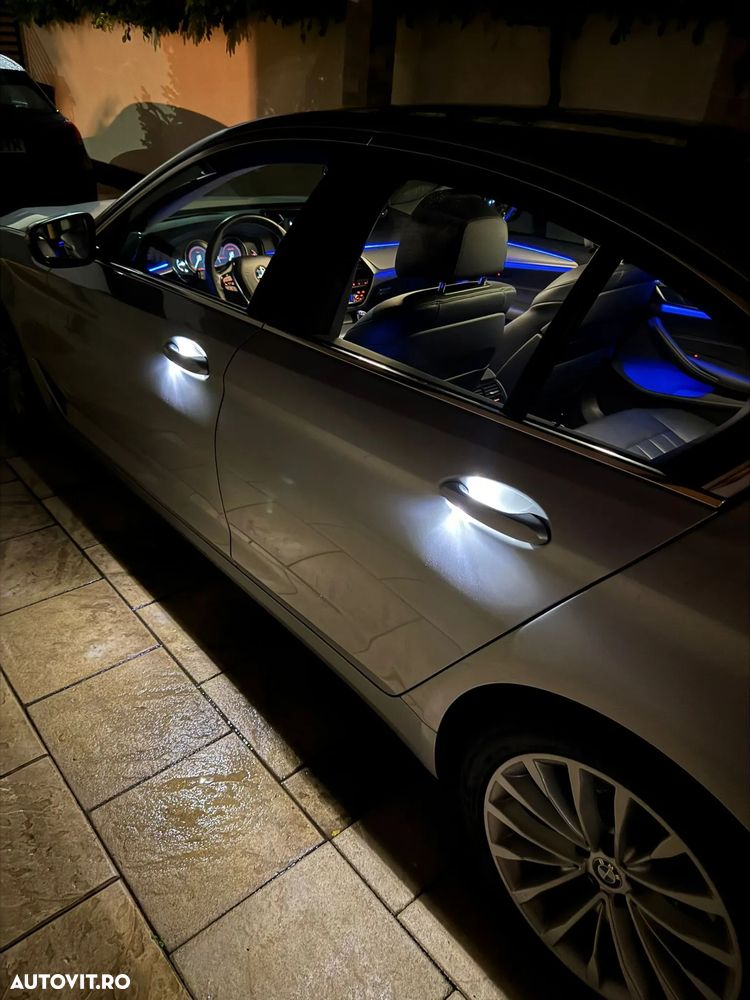 BMW Seria 5 540i Aut. Sport Line - 35