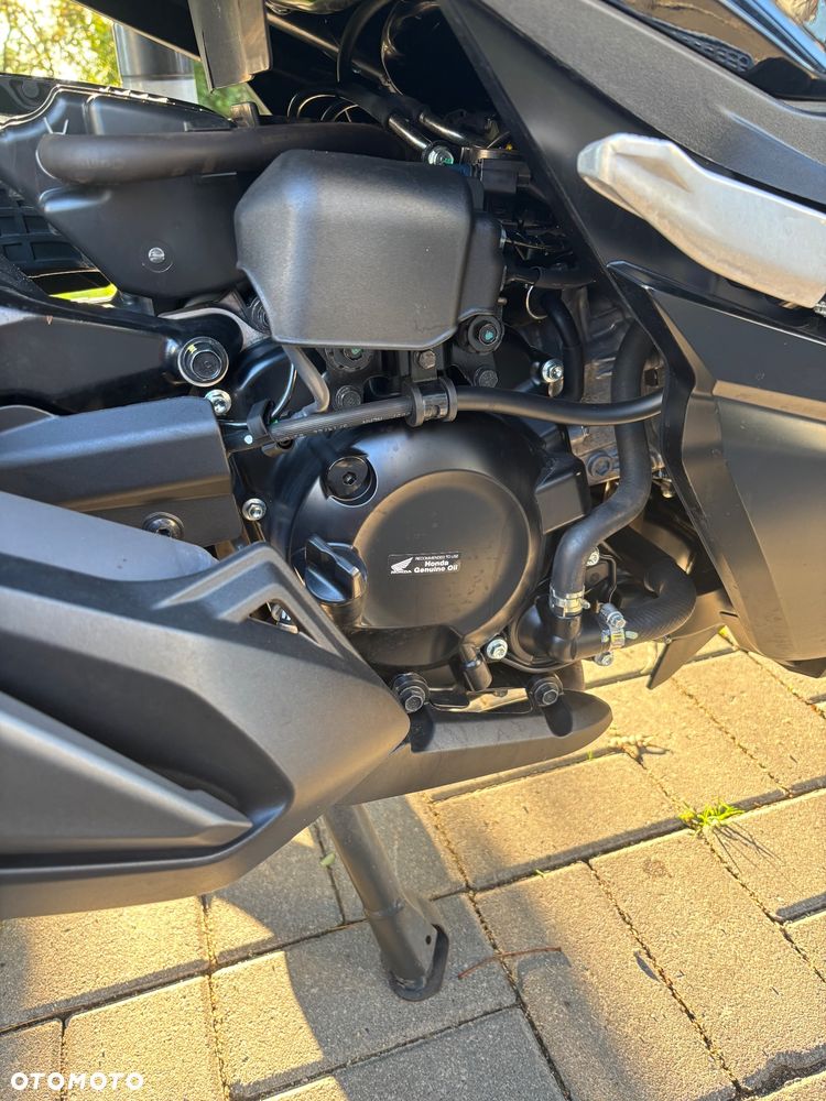 Honda NSS - 11