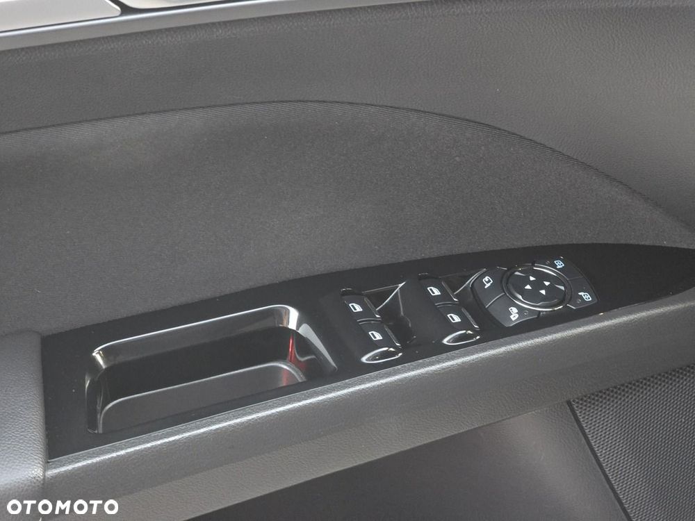 Ford Mondeo - 25