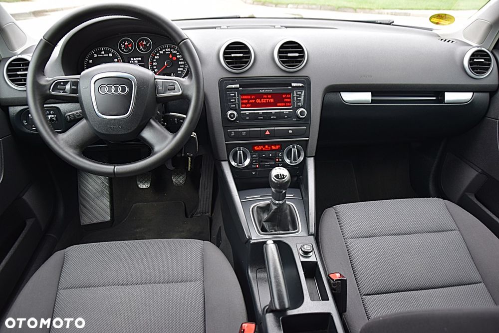 Audi A3 Sportback 1.4 TFSI Ambiente - 13