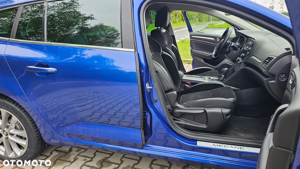 Renault Megane 1.3 TCe FAP GT Line EDC - 11