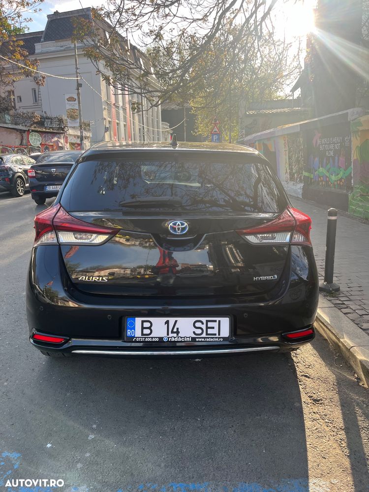 Toyota Auris - 4